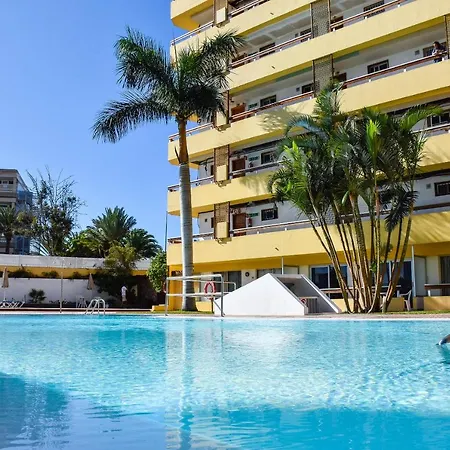 Las Camelias Apartment